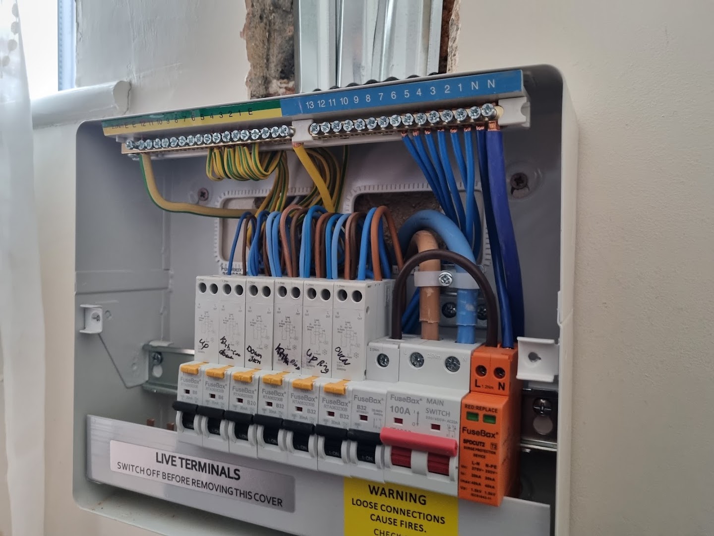 My local electrician — Photos 1
